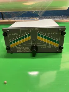 BOEING 727 GABLES G-1133A LEADING EDGE FLAP DISPLAY *SV* 1983